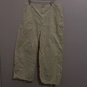 Urban Outfitters BDG Cream Khaki Capri Pants